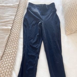 Lululemon  High-Rise Crop 23" BLACK